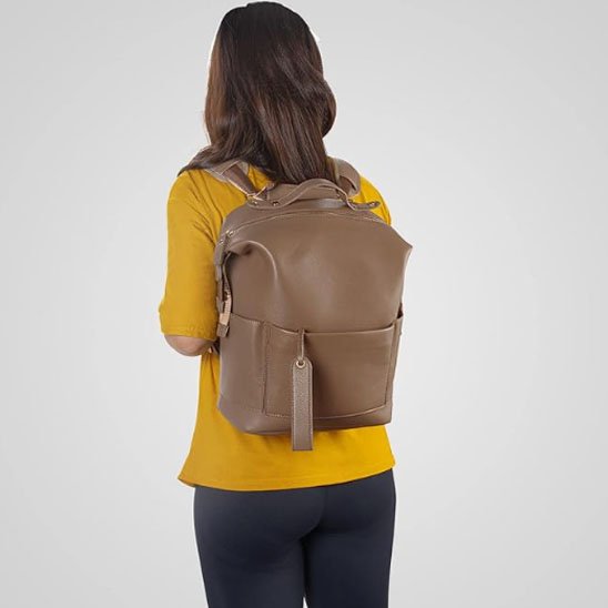 femme sac à langer mm