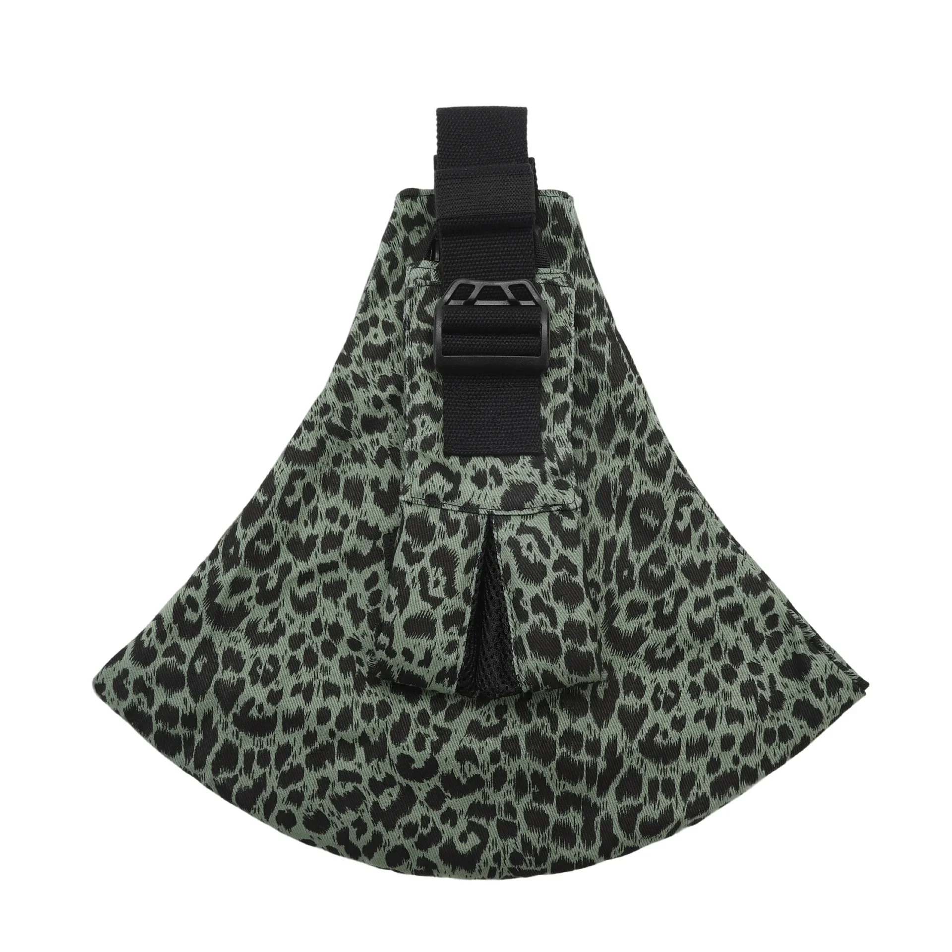 porte bebe deface leopard vert 